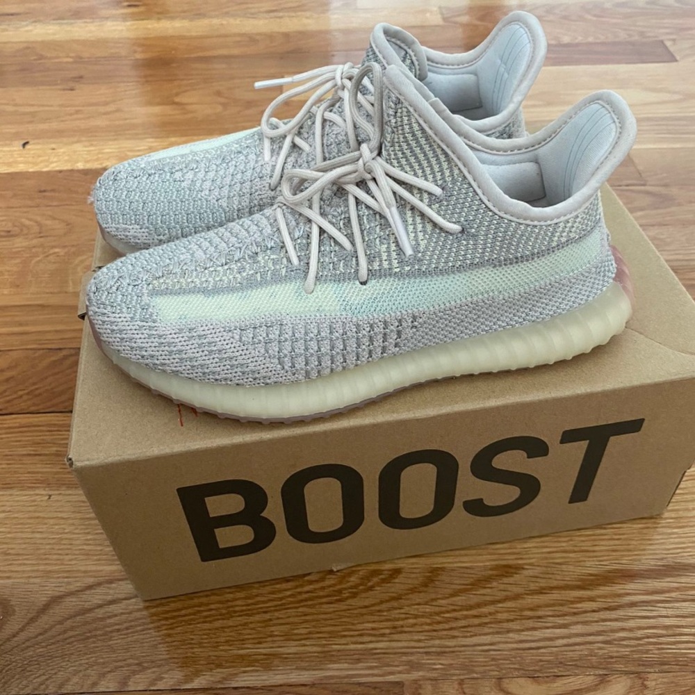 Kids yeezy sneakers